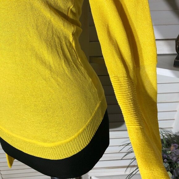Marc by Marc Jacobs Yellow Silk Blend Knit Sweater Small - Picture 9 of 13